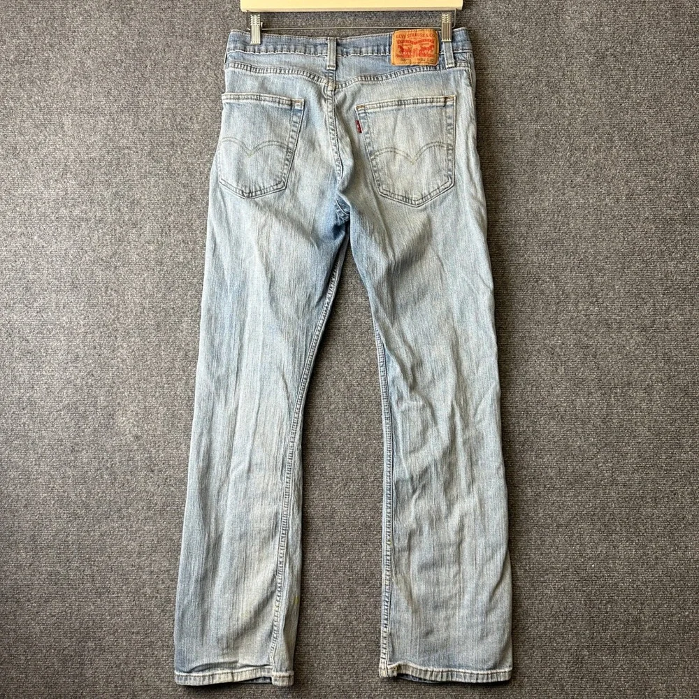 Levis up sale